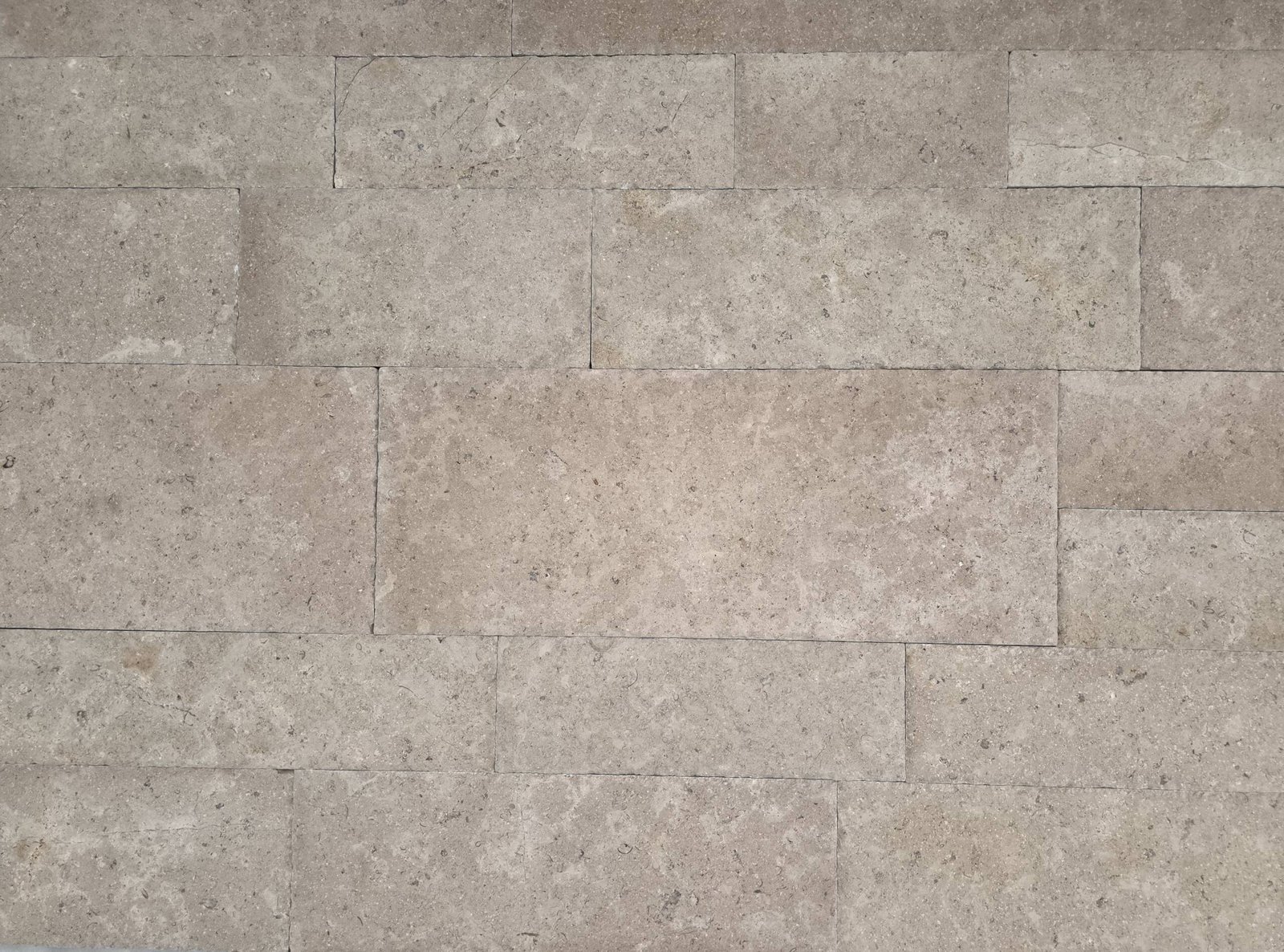 Triesta chiseled brushed