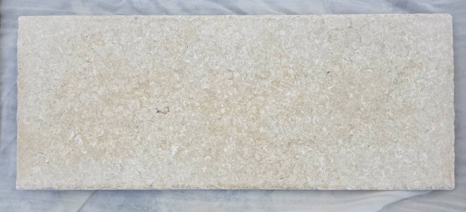 Menia chiseled tumbled - Image 4